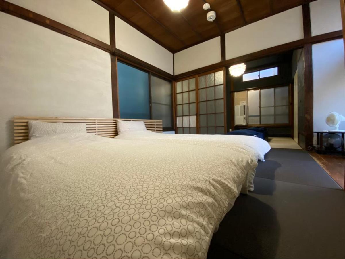 Yokohama Guesthouse HACO. TATAMI. Eksteriør billede